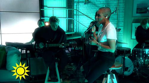 26 - November - Nyhetsmorgon (TV4), Sweden - Bez_nazvu_4.png