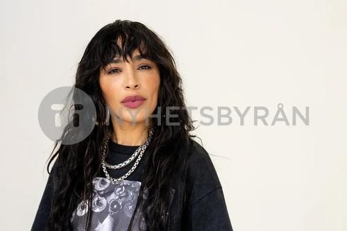 15 - April - Eurovision in Concert, Netherlands - sdl_3un16sEGvM_WatermarkPreview.jpg