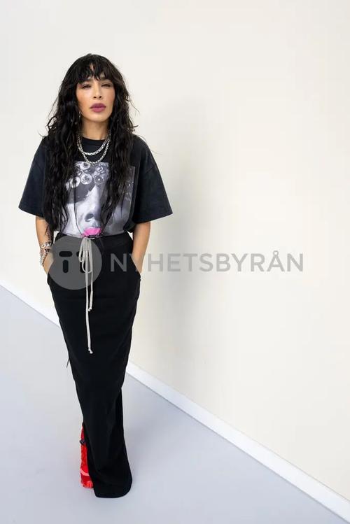 15 - April - Eurovision in Concert, Netherlands - sdldKEaTvtXRI0_WatermarkPreview.jpg