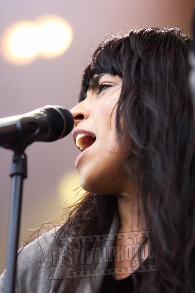 07 - July - Gatufesten, Sundsvall (Robert Rydén © Festivalphoto) - sundsvalls-gatufest-20120707_loreen-_3764.jpg