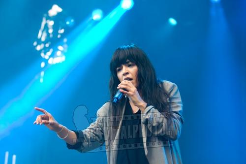 07 - July - Gatufesten, Sundsvall (Robert Rydén © Festivalphoto) - sundsvalls-gatufest-20120707_loreen-_3830.jpg