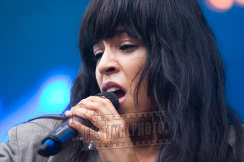 07 - July - Gatufesten, Sundsvall (Robert Rydén © Festivalphoto) - sundsvalls-gatufest-20120707_loreen-_3836.jpg