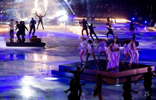 26 - February - 01_03 - Art On Ice, Switzerland (© Julia Fromisland) - 1901357_660482644008410_507879429_n.jpg