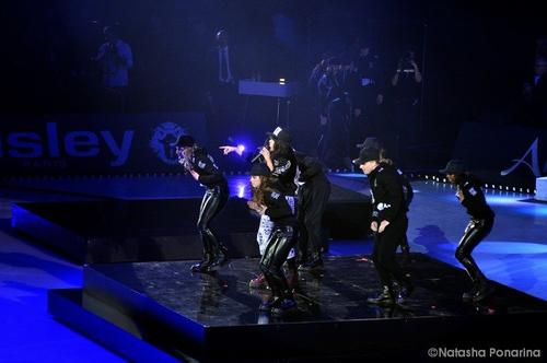 27 - February - Art On Ice - Zurich, Switzerland - AtV0W49LO1Q.jpg