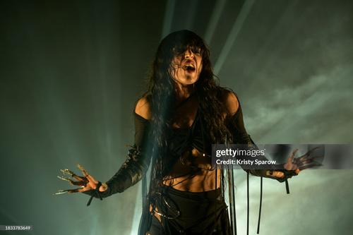 05 - December - Alhambra - Paris, France - gettyimages-1833783649-2048x2048.jpg