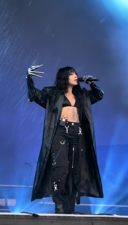 27 - May - Stirling Summer Sessions - Stirling, England (georgie___15) - Фото 28-6-2024, 14 40 18.jpg