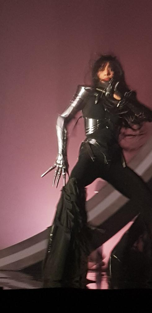 04 - March - Muffathalle - Munich (nicole_qwincy)