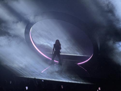 19 - March - Eventim Apollo - London (loreensvault) - IMG_8377.JPEG