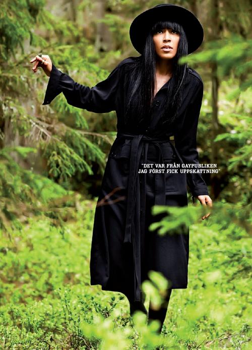 QX Magazine (June 2011) - q112.png