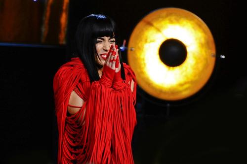 Performance - 1_283229.jpg