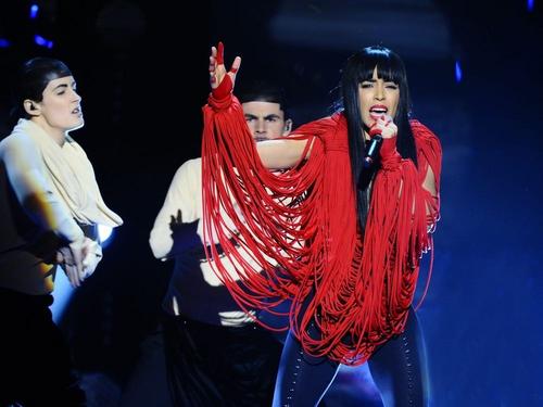 Performance - 1_284229.jpg