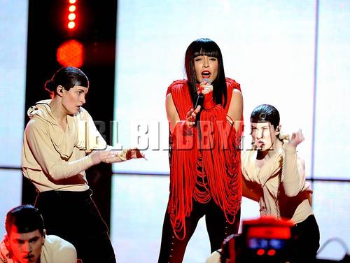 Performance - 377_000912.jpg