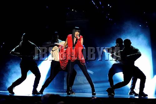 Performance - 377_006966.jpg