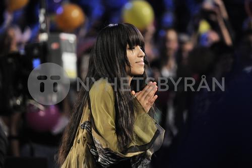 10 - March - Melodifestivalen Final, Stockholm - sdlC71KmCaaOAg_WatermarkPreview.jpg