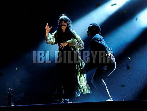 Performance - 377_037220.jpg