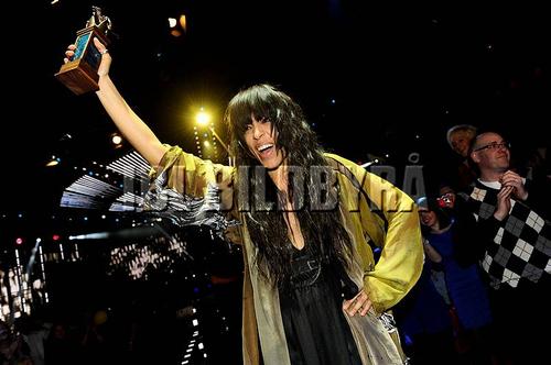 Performance - 377_037235.jpg