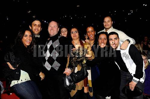 Performance - 377_037267.jpg