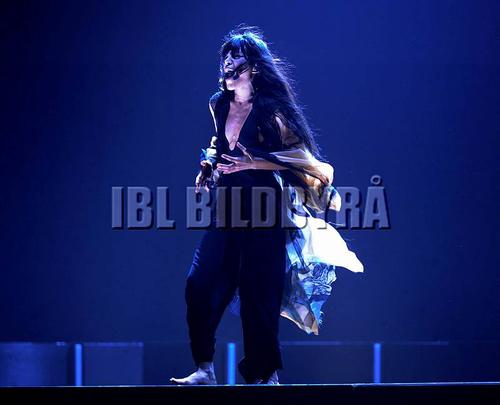 Performance - 377_037707.jpg