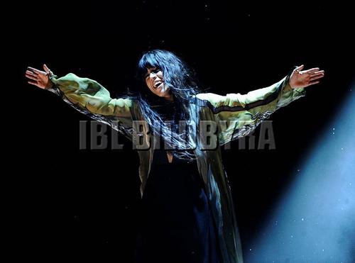 Performance - 377_070240.jpg