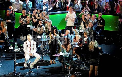 Performance - AB53426320.jpg