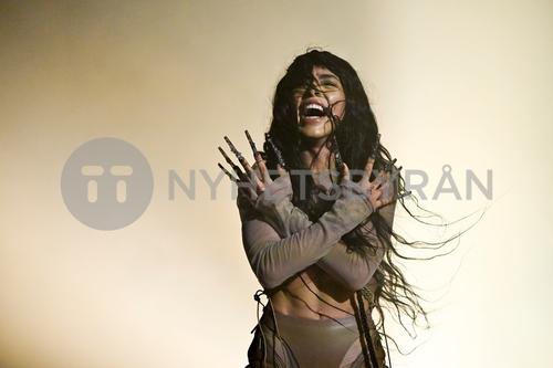 10 - March - Rehearsals, Stockholm - sdl2BECAmj5viw_WatermarkPreview.jpg