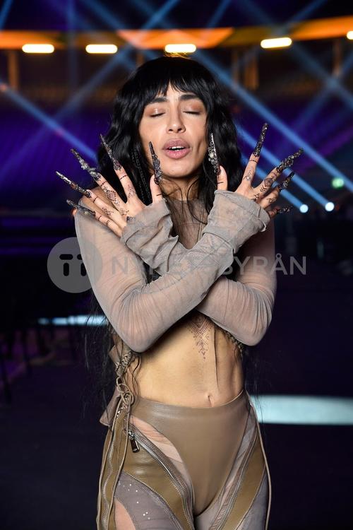 10 - March - Rehearsals, Stockholm - sdlr1NeA9t62PQ_WatermarkPreview.jpg