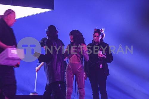 24 - February - Rehearsals, Malmö - sdl8y_aejkX0KA_WatermarkPreview.jpg