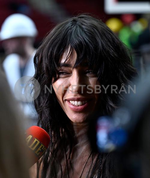 25 - February - After Performance, Malmö - sdlg3Bl62bn2Y0_WatermarkPreview.jpg