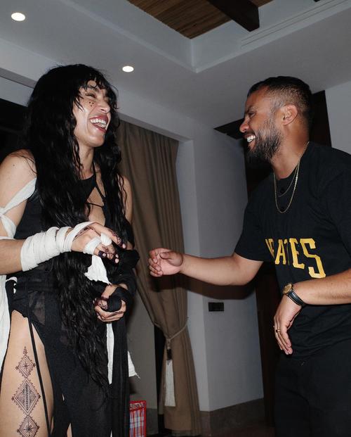 Is It Love - BTS - 396723726_18391985905024177_6585352007296588176_n.jpg