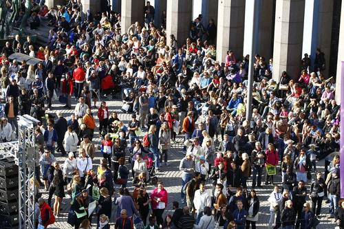 29 - May - Hötorget, Sweden - pCabpXgdKX4.jpg