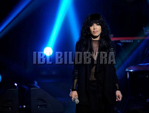 14 - March - Skavlan Talkshow, Sweden - skavlan_28529.jpg