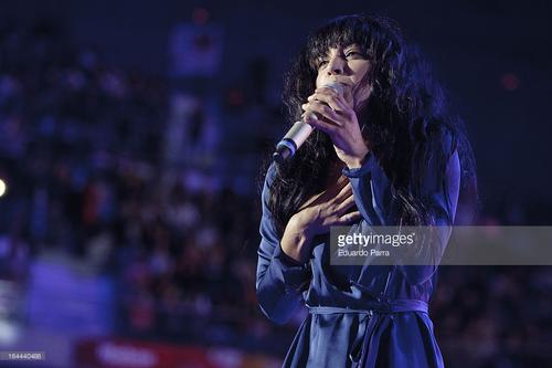 23 - March - La Noche de Cadena 100, Spain - 164440488.jpg