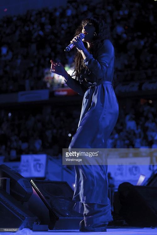 23 - March - La Noche de Cadena 100, Spain - 164440547.jpg