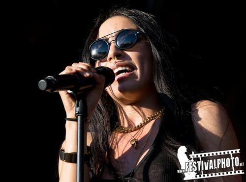 02 - July - Törebodafestivalen, Sweden (© Matilda Engdahl, Mattias Ericsson) - Torebodafestivalen-20150702_Loreen_9011.jpg