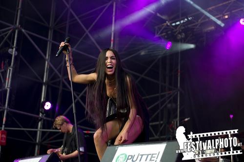 04 - July - Putte i Parken Karlstad, Sweden (© S. Emanuelsson, M. Olsson, T. Andersson, M. Avedal) - Putte-I-Parken-20150704_Loreen_0106.jpg