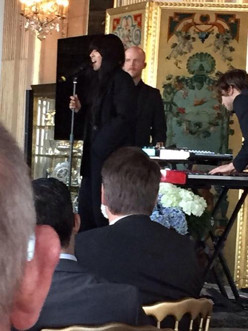 23 - April - Ungt Ledarskap, Sweden - UTeZ9gFRW6A.jpg