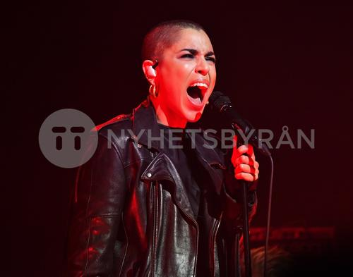 27 - November - Secret concert at Vasateatern, Sweden - sdlsvExzMVG39w_WatermarkPreview.jpg