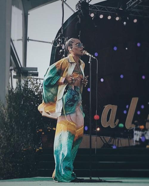 13 - July - Allsång på Skansen, Sweden - 218879081_864512440829380_7421550678074170251_n~0.jpg