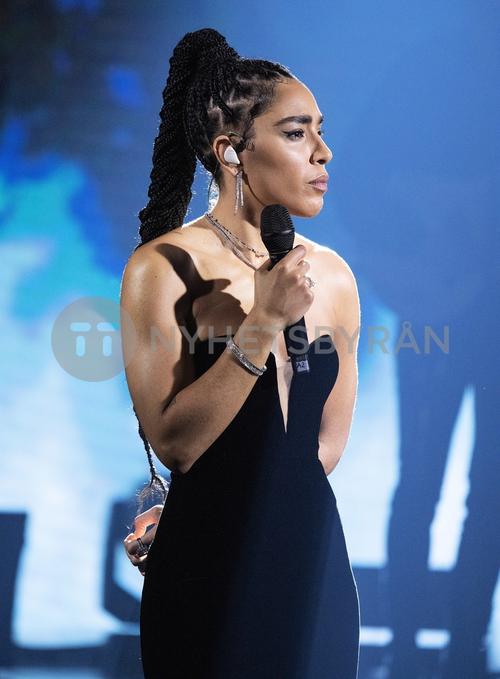 30 - January - Don't Stop The Music, Sweden - sdlXWjJUGflnEU_WatermarkPreview.jpg