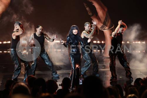 10 - November - Live NRJ Music Awards, France - sdlS-X7lQ8bDnQ_WatermarkPreview.jpg