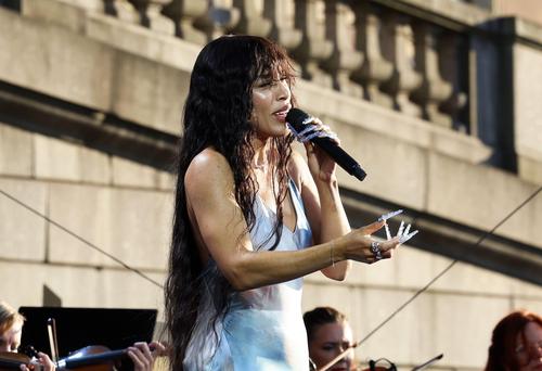 16 - September - H.M. Konungen Jubileumskonsert, Sweden - biHl3l6vIhY.jpg