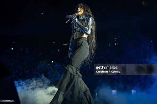 12 - December - Het Grote Songfestivalfeest 2024 (Silas Tahapary) - gettyimages-2189396775-2048x2048.jpg