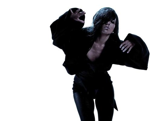 Photoshoot 1 - Loreen-pic.jpg
