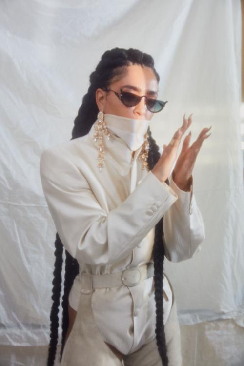 Plaza Kvinna (Patrik Lindén) - LoreenPK8.jpg