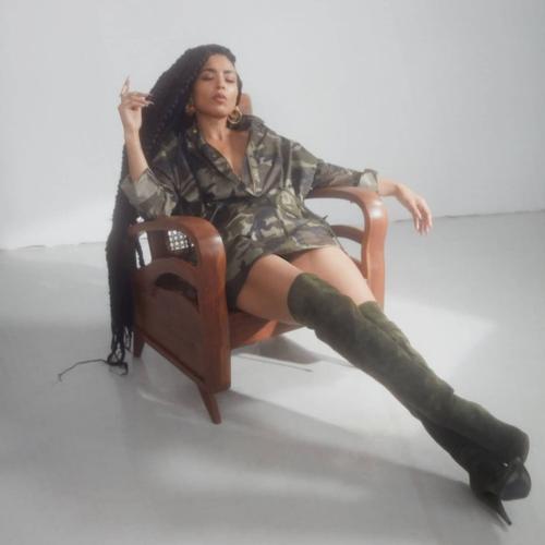 Plaza Kvinna (Patrik Lindén) - jasminelundmark_1227764763906484554212123576111435342095225n.jpg