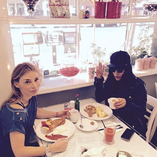 2015 - 10890617_320378771505819_281243186_n.jpg