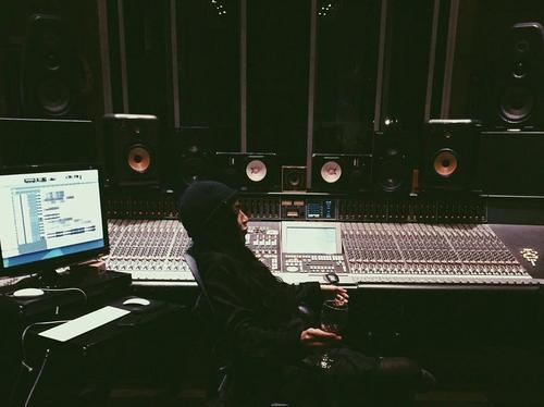 2015 - 11821800_1528645130764076_866074767_n.jpg