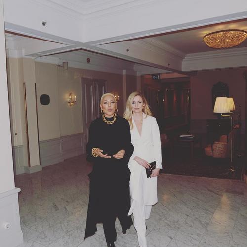 2018 - loreenofficial_250380191374671770378975568706080319471616n1_2837729.jpg