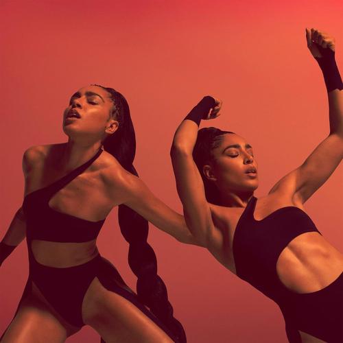 2021 - loreenofficial_1636252524381695039256227141472116439893144n.jpg